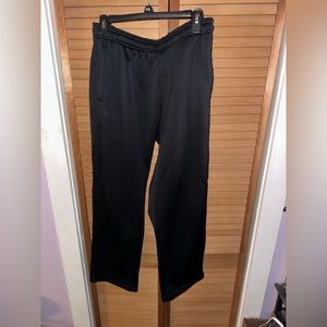 UA Men’s Large Sweats